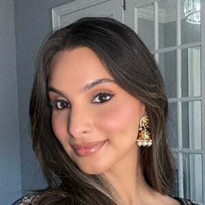 Navi Brar Headshot 5 of 6