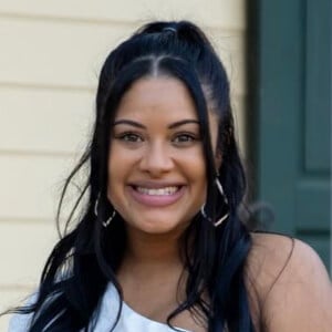 Naya Loyden Headshot 5 of 7