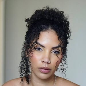 Nayara Santos Headshot 3 of 4