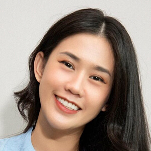 Ngoc Thao Headshot 4 of 6