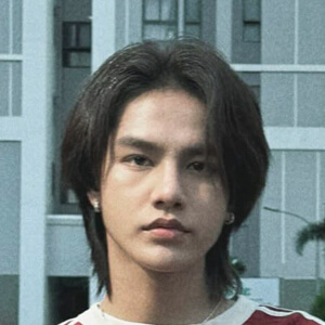 Nguyễn Văn Tài Headshot 2 of 4