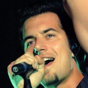 Nick Hexum - Bio, Family, Trivia | Famous Birthdays