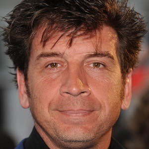 Nick Knowles Headshot 2 of 9