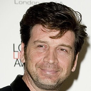 Nick Knowles Headshot 5 of 9