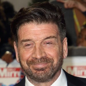 Nick Knowles Headshot 8 of 9