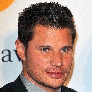 Nick Lachey Headshot 4 of 10