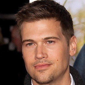 Nick Zano Headshot 10 of 10