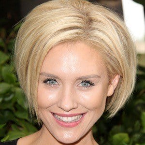 Nicky Whelan Headshot 3 of 6