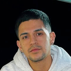 Nicolás Barbosa Headshot 3 of 4