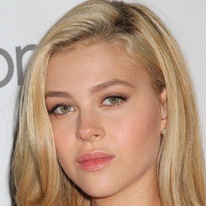 Nicola Peltz at age 19