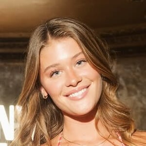 Nicole Booker Headshot 3 of 10