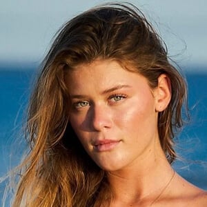 Nicole Booker Headshot 5 of 10