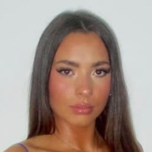 Nicole Murawska Headshot 2 of 4