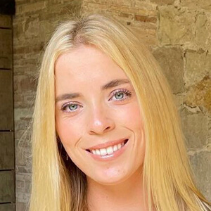 Nicole Nourse Headshot 5 of 6