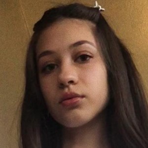 Nicole Javier Headshot