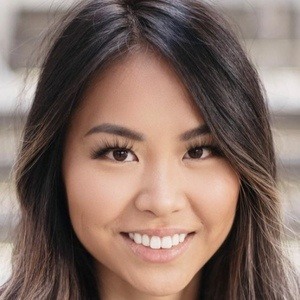 Nicole Wong Headshot 4 of 10