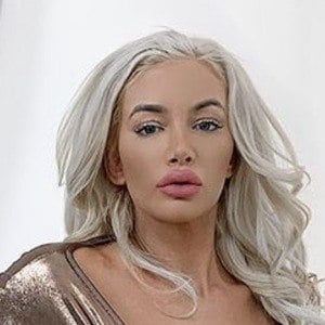 Nicolette Shea Headshot 2 of 10