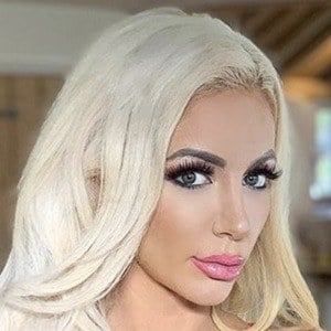 Nicolette Shea Headshot 3 of 10