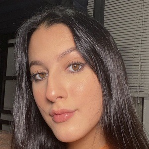 Nicolleegongora_ Headshot 6 of 10
