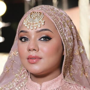 Nida Khan Headshot 6 of 6