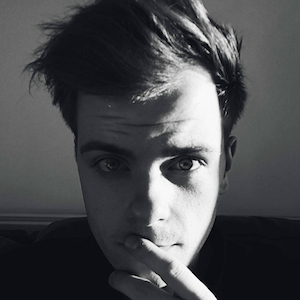 Niki Albon Headshot 3 of 8