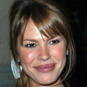 Nikki Cox - Bio, Family, Trivia | Famous Birthdays