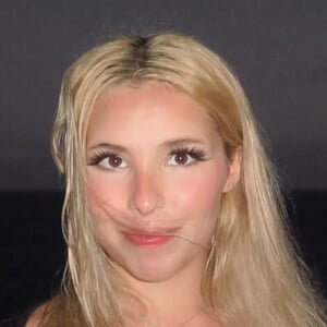 Nikki Pindor Headshot 2 of 3