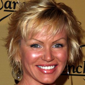 Nikki Ziering - Bio, Family, Trivia | Famous Birthdays