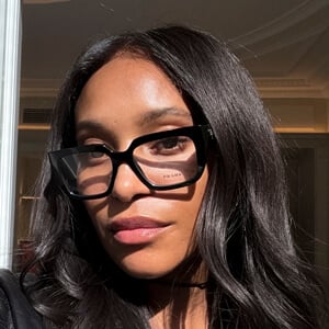 Nimi Blackwell Headshot 4 of 4