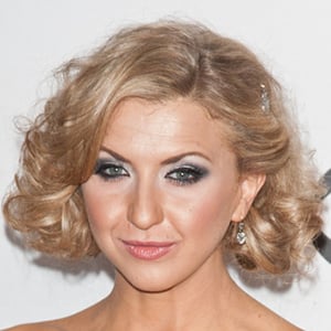 Nina Arianda Headshot 3 of 5