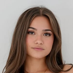 Nina Gessler Headshot 3 of 8
