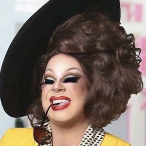 Nina West Headshot 6 of 6