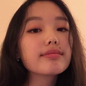 Nina Yu Headshot 2 of 5