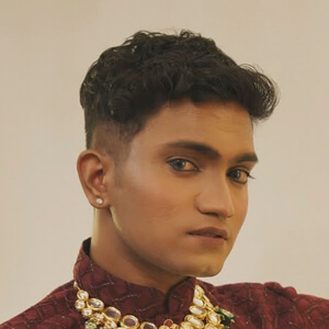 Niraj Patel Headshot 3 of 6