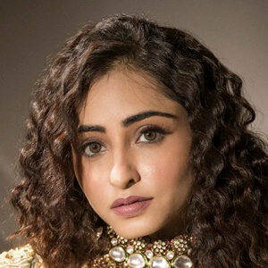 Niyati Fatnani Headshot 6 of 7