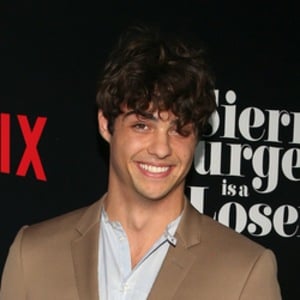 Noah Centineo - Age, Family, Bio | Famous Birthdays