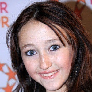 Noah Cyrus Headshot 10 of 10