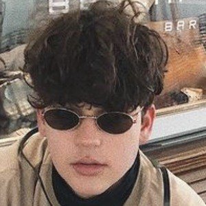 Noah Merzbacher - Age, Family, Bio | Famous Birthdays