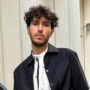 Noah Mujalli Headshot 5 of 7