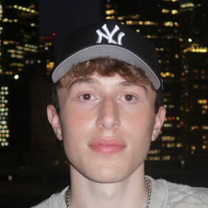 Noah Valentin Headshot 3 of 6