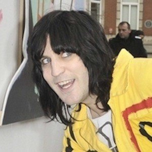 Noel Fielding Headshot 7 of 10