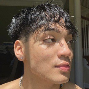 Noel Gajo - Age, Family, Bio | Famous Birthdays