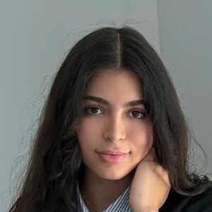 Noelle Emily Headshot 4 of 4