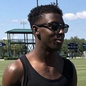 notelijxh Headshot 10 of 10