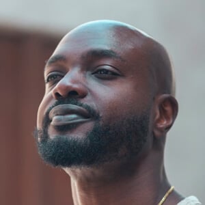 Zuby Headshot 2 of 4