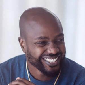 Zuby Headshot 3 of 4