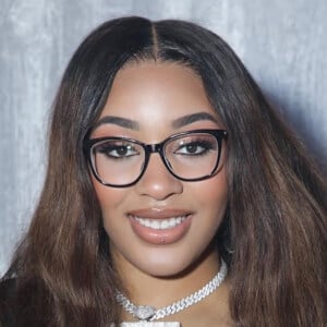 officiallyseni Headshot 2 of 3