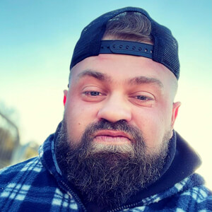 OfficialMuscle Headshot 6 of 13