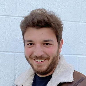 Oğuz Kutman Headshot 4 of 6