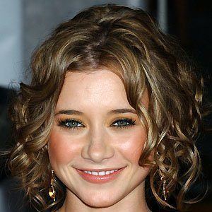 Olesya Rulin Headshot 7 of 9